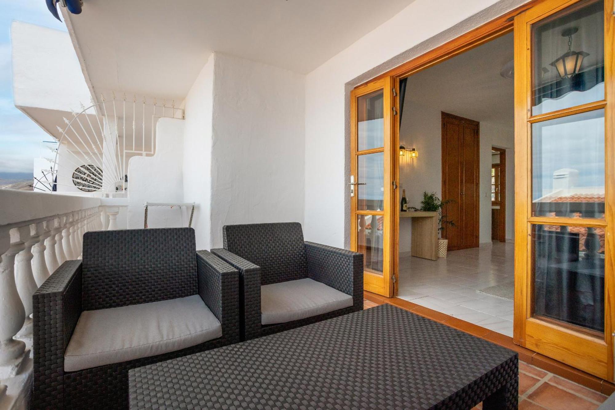 Cozy Port Royal Margot Sunset View Home By Lovetenerife Los Cristianos  Εξωτερικό φωτογραφία