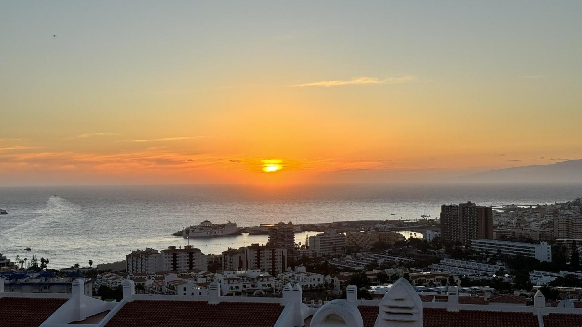 Cozy Port Royal Margot Sunset View Home By Lovetenerife Los Cristianos  Εξωτερικό φωτογραφία