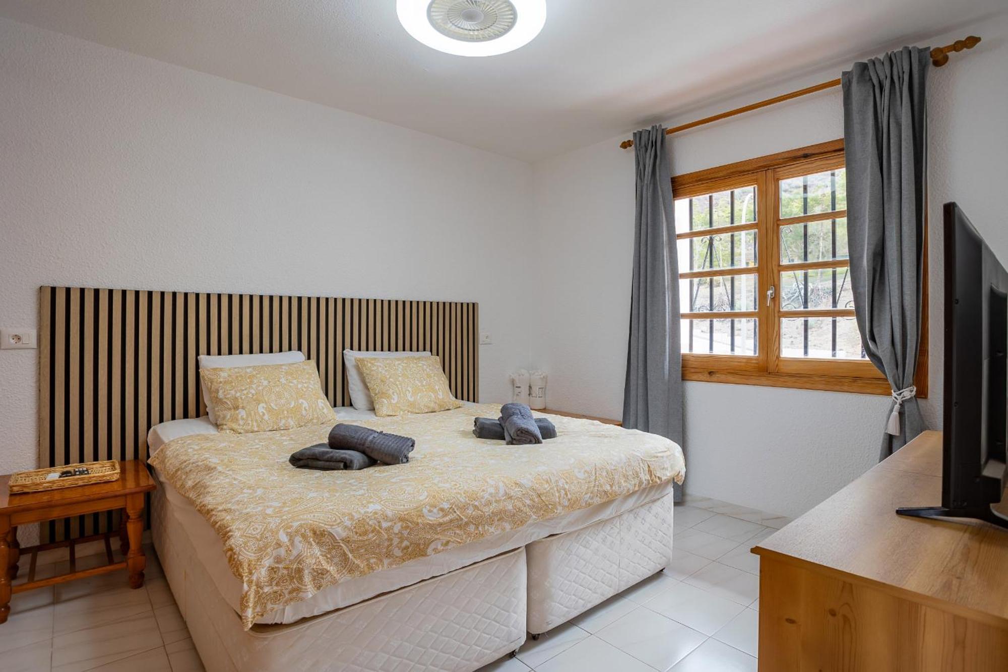 Cozy Port Royal Margot Sunset View Home By Lovetenerife Los Cristianos  Εξωτερικό φωτογραφία